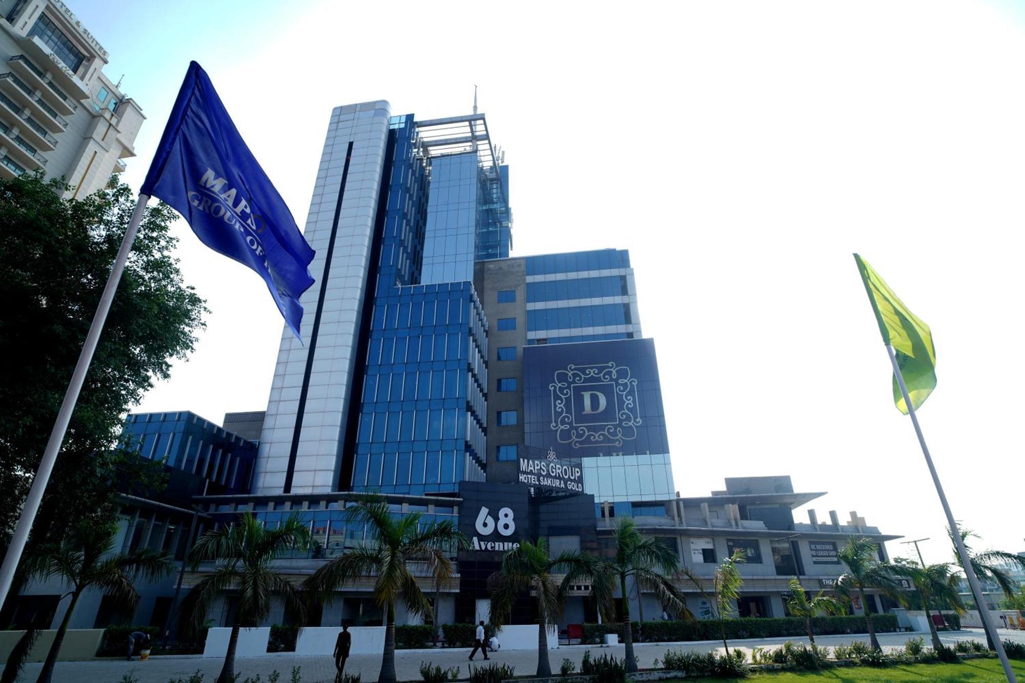 Hotel Sakura Gold Gurgaon Exterior photo